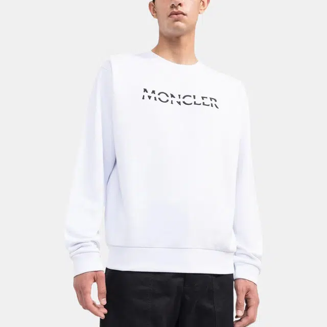 Moncler FW22 Logo