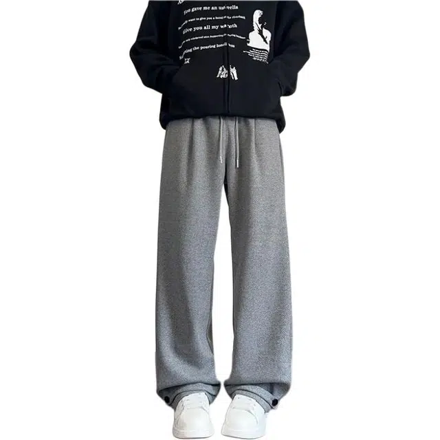 M JEANS STUDIOS 7 ins