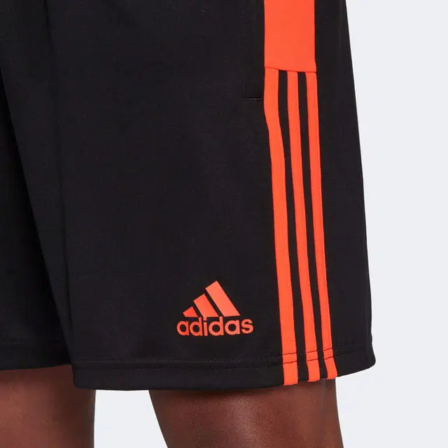 adidas Tiro Essentials Logo