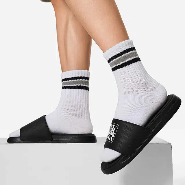 LiNing LN Slipper