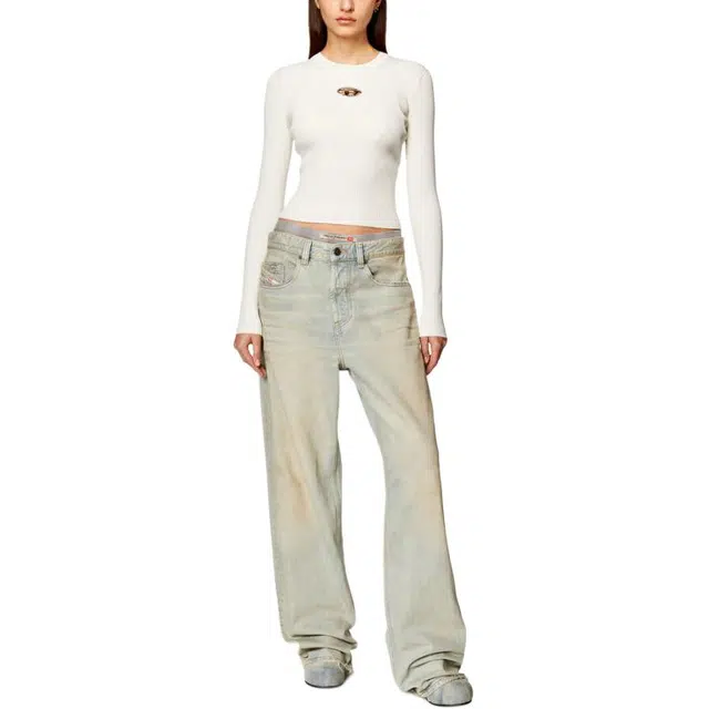 DIESEL SS24 OVAL DLogo