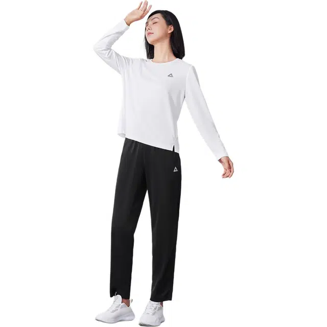 匹克 综合运动系列 圆领长袖套装保暖防风户外运动套装跑步服 女款 大白