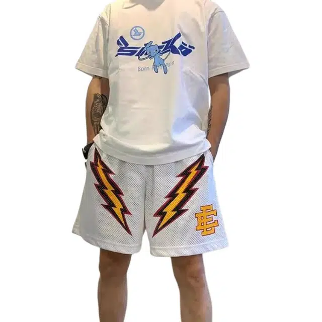 EE