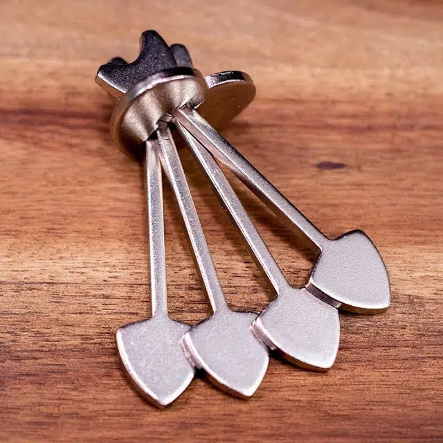 HANAYAMA Cast Puzzle Arrows 3