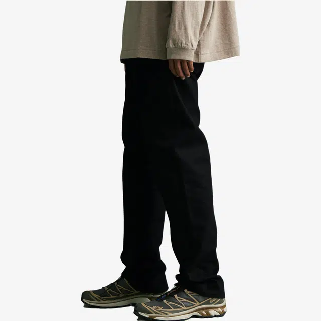 Fear of God Essentials FW23 5 Pocket Jean