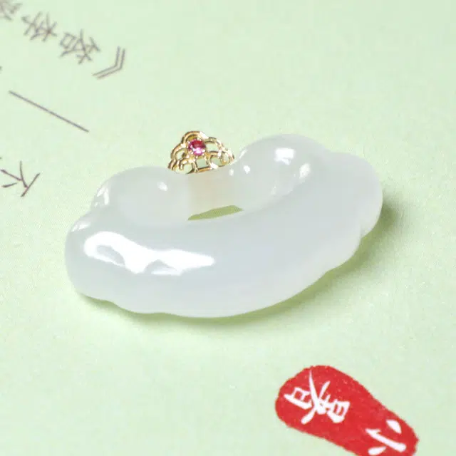 匠心琢玉 金镶如意锁 和田玉 吊坠 女款 白玉