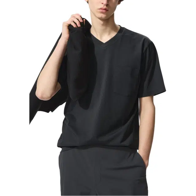 UNIQLO VT