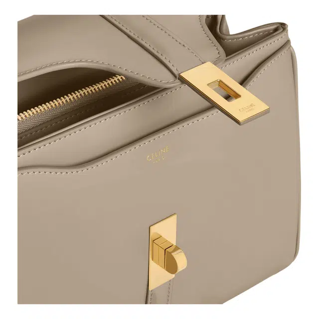 CELINE 16