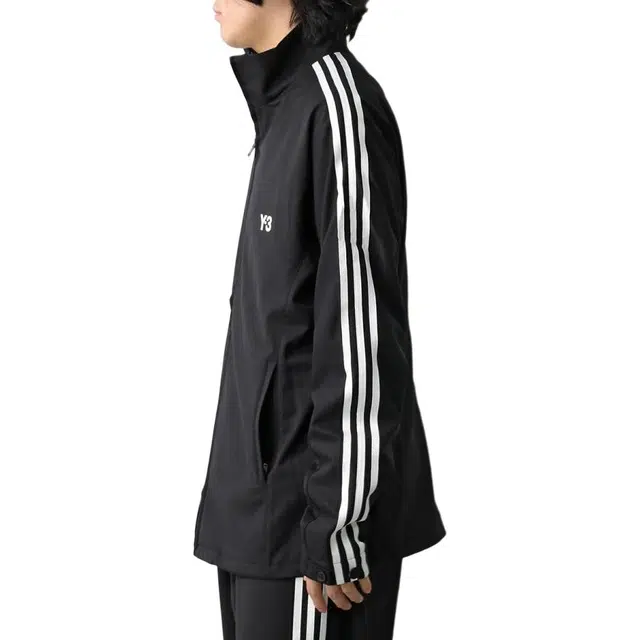 Y-3