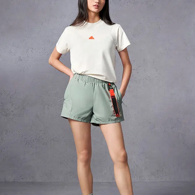 adidas outlets logo T