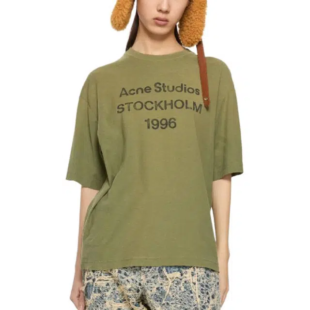 Acne Studios logoT
