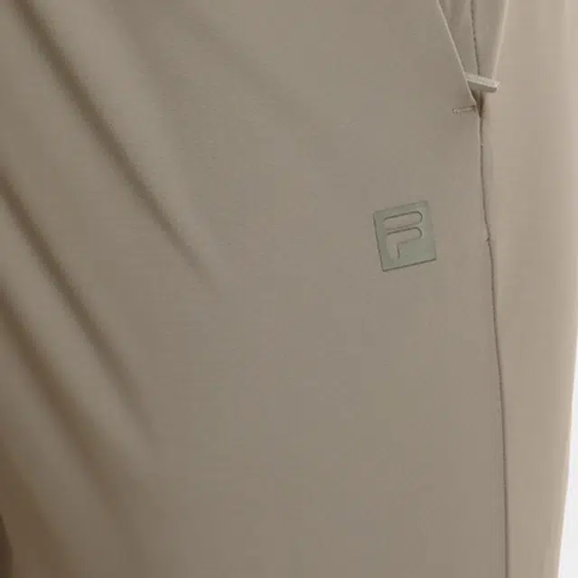 FILA T