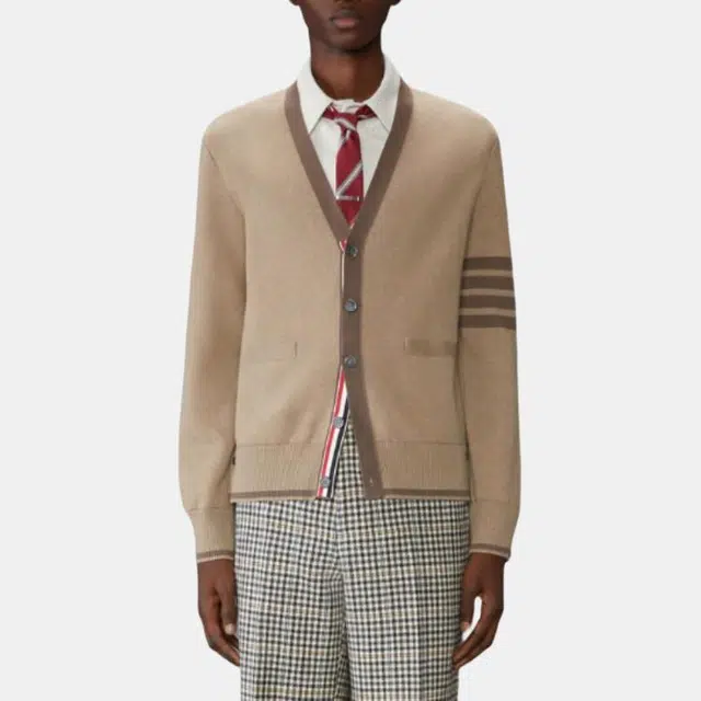 THOM BROWNE V