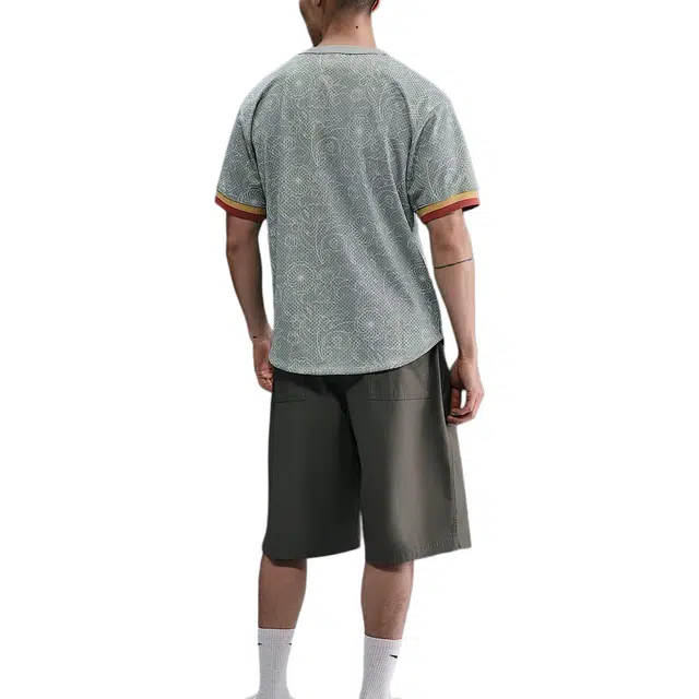 Nike Authentics Logo