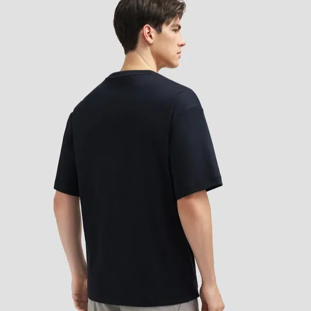 DESCENTE ESSENTIAL T