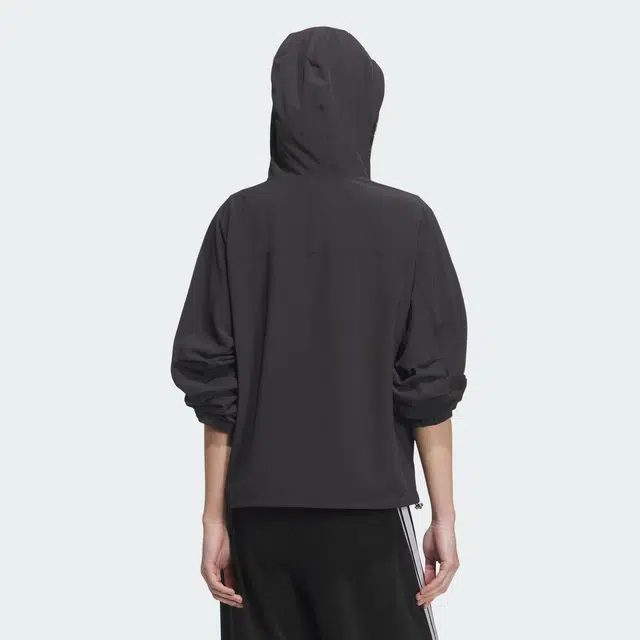 adidas MUST HAVES SS25 ALL DAY logo