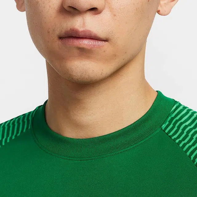Nike Dri-Fit Academy T