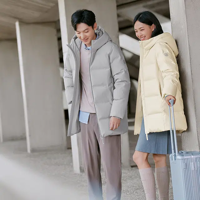 Bosideng 90 Down Hooded Mid-Length Coat