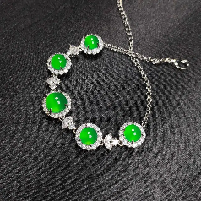 识恩 薄荷冰爱丽丝多子多福 新中式轻奢高级感国潮复古风＃好运 精致简约时尚气质优雅温婉小众设计 玉髓 手链 女款