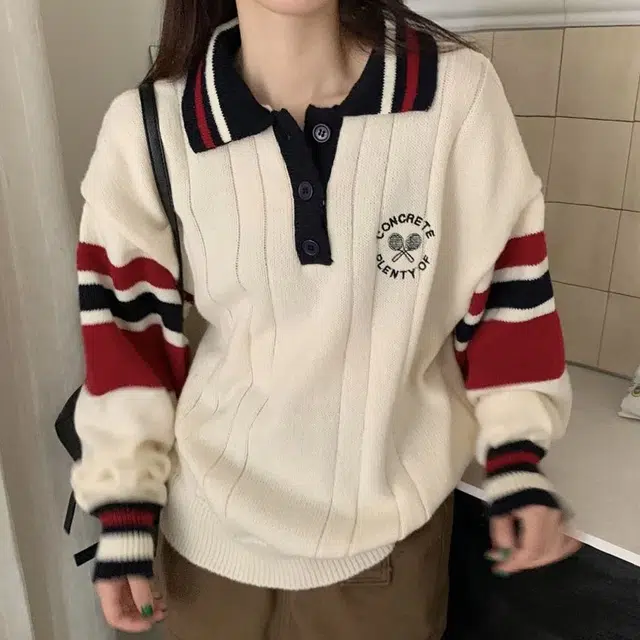 御茶家 美式学院风撞色条纹刺绣长袖针织衫 女款