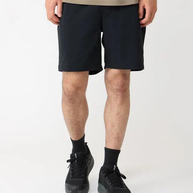 MOUNTAIN HARDWEAR