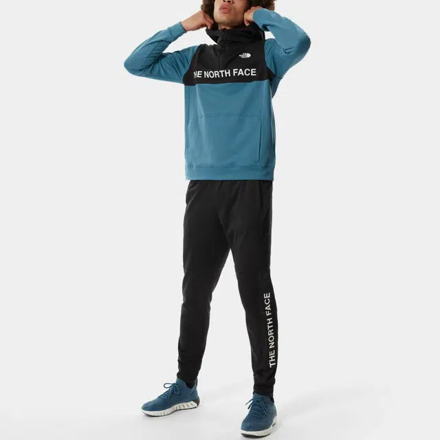 THE NORTH FACE