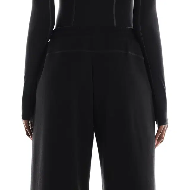 On x FKA twigs Club SS25 LOOSE