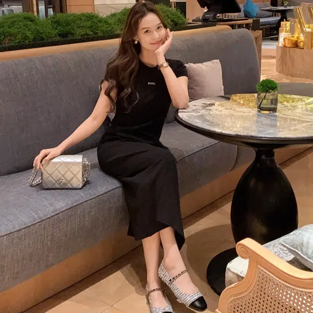 美洋 纯色收腰圆领套头长款休闲短袖连衣裙 女款 黑色