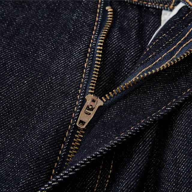 Lee Cooper
