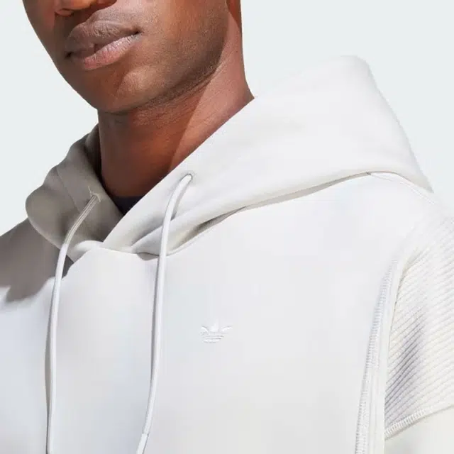 adidas originals Adventure Hoodie Logo