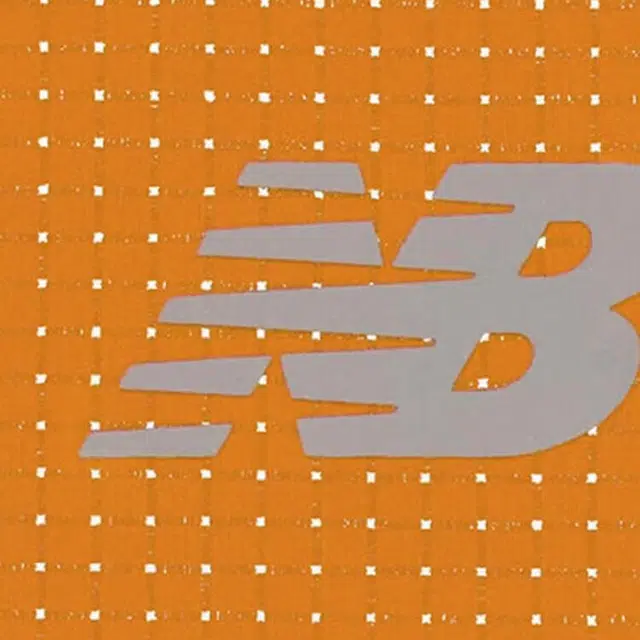 New Balance Light Singlet logo
