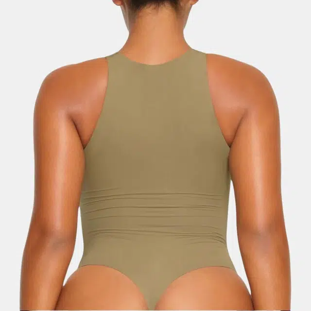 SKIMS FITS EVERYBODY HIGH NECK BODYSUIT KHAKI