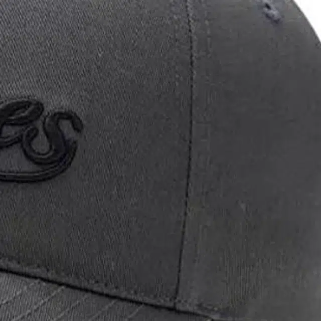 MLB -