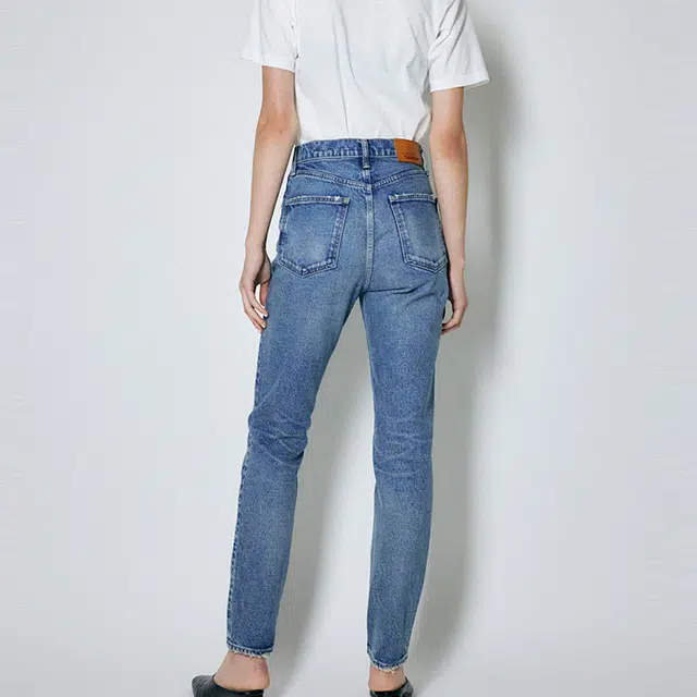 MOUSSY