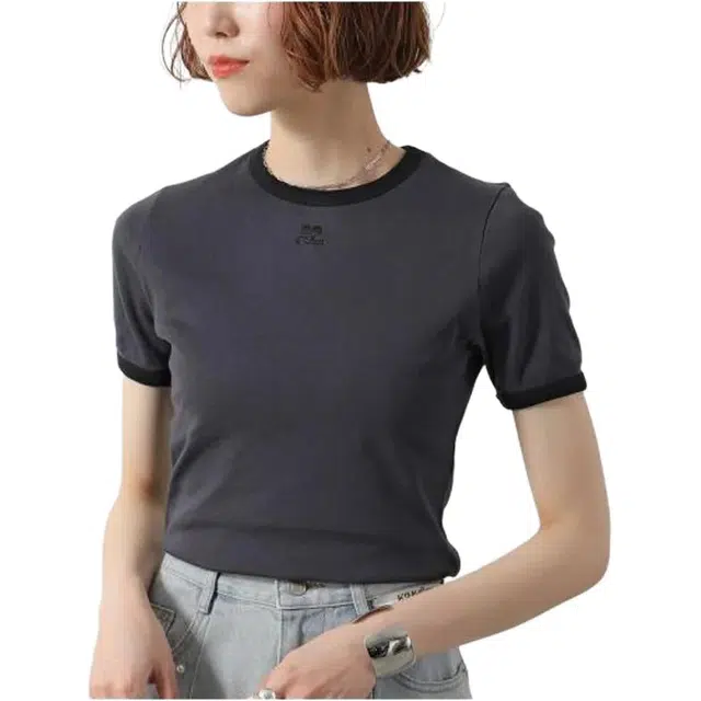 COURREGES T