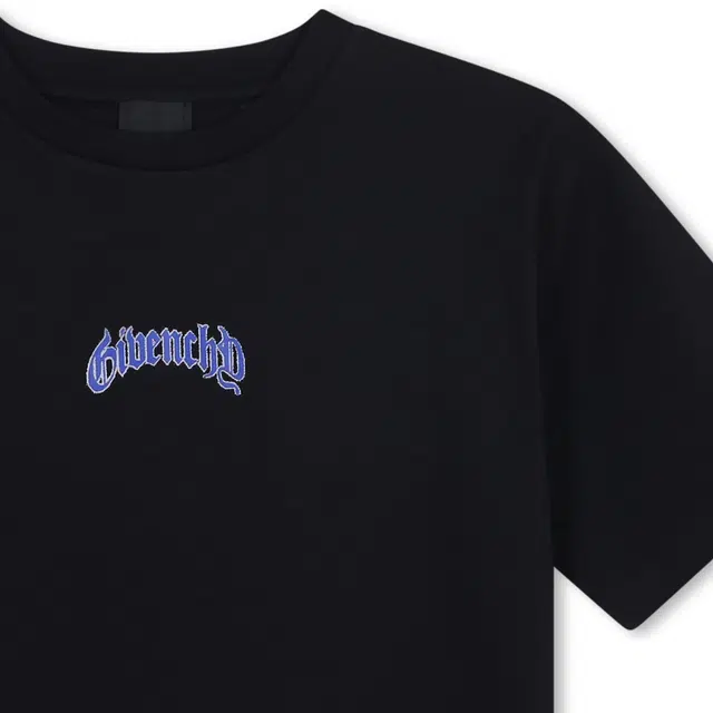 GIVENCHY FW24 LogoT