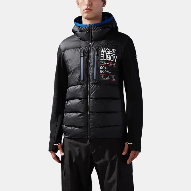 Moncler FW22 Logo