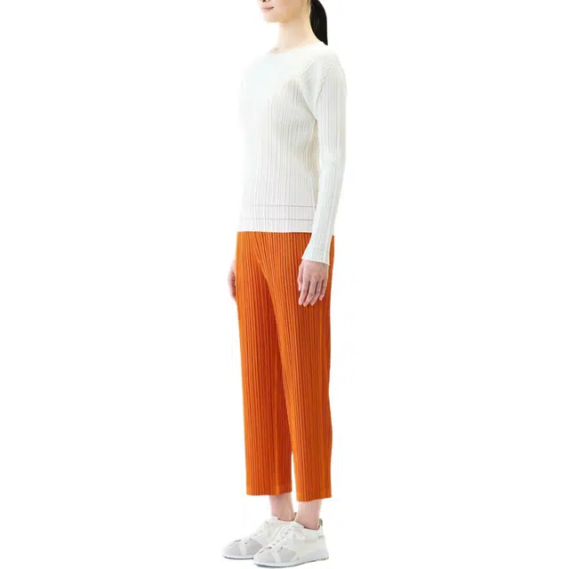PLEATS PLEASE ISSEY MIYAKE