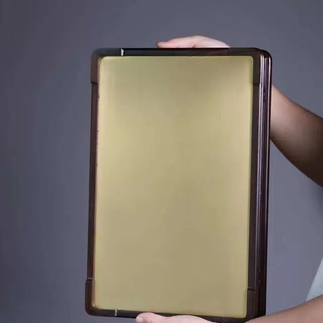 爵倾 景泰蓝九五至尊面镶景泰蓝九五至尊是高贵尊荣的象征又是幸运与成功 大红酸枝 其他木作 男女同款情侣款