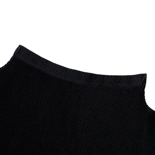 PLEATS PLEASE ISSEY MIYAKE SS22 T