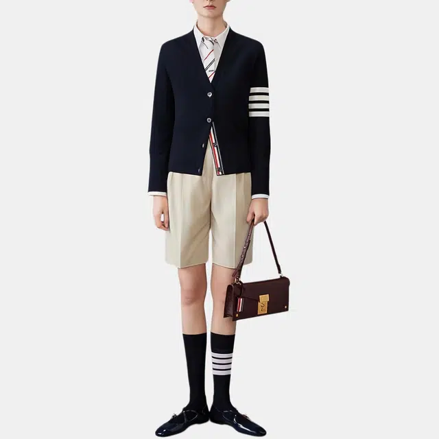 THOM BROWNE LogoV