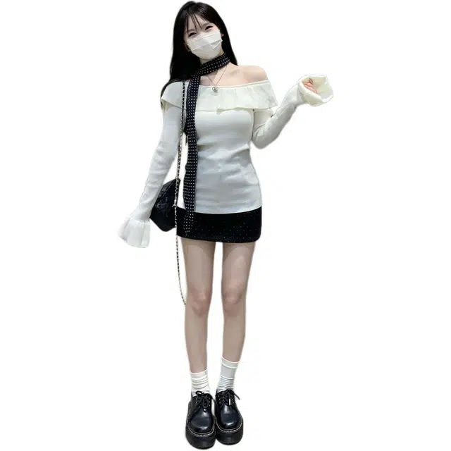 思蓓儿 秋季韩版纯欲温柔荷叶领一字肩修身长袖女针织衫 女款