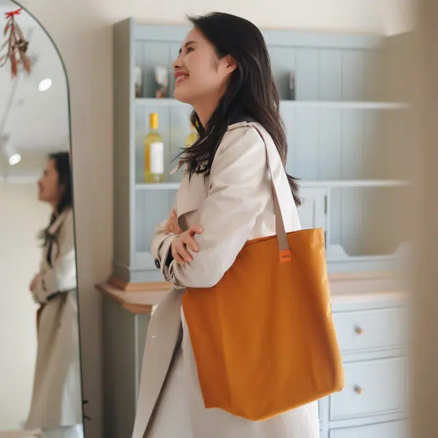 BELLROY City Tote 10L