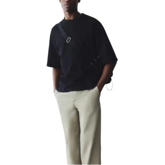 HM T
