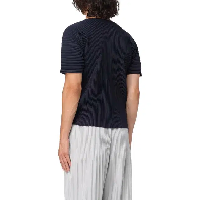 ISSEY MIYAKE T