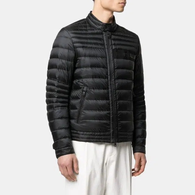 Moncler FW21 Peyre