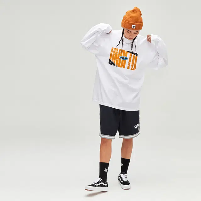 UNDEFEATED SS23 T