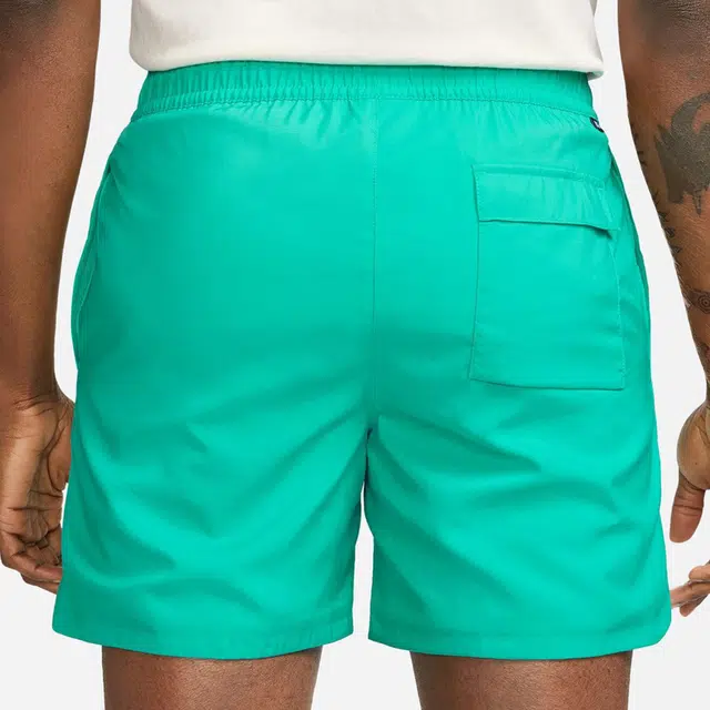 Nike Sportswear Sport Essentials Logo