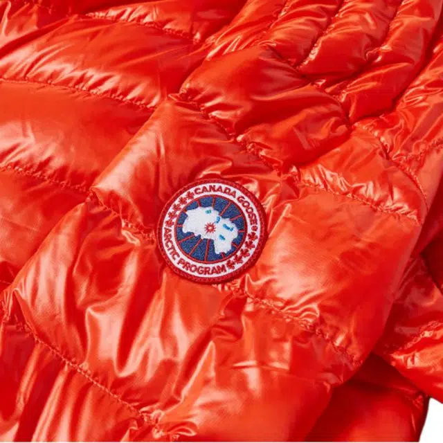 Canada Goose Canada Goose Crofton FW22 Logo