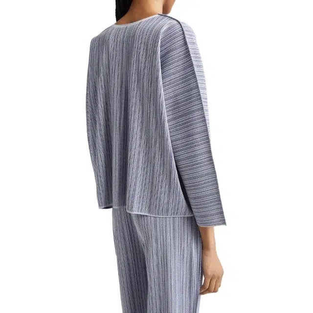PLEATS PLEASE ISSEY MIYAKE T